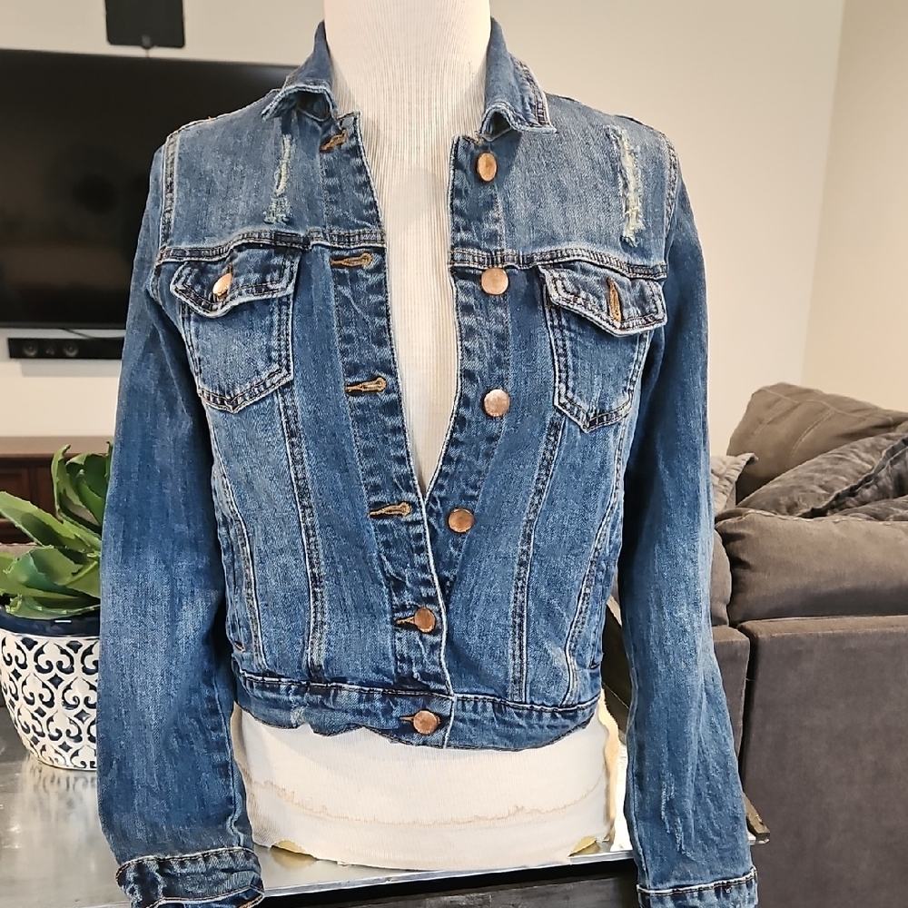 refuge Distressed Blue Denim Jean Jacket